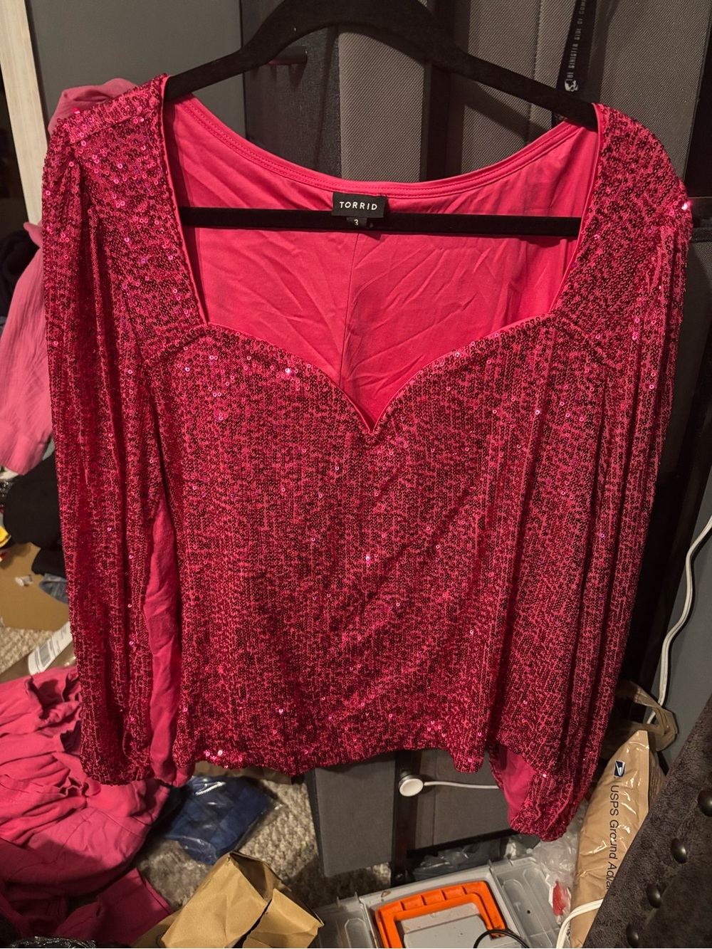 Torrid Fuchsia Sequin Sweetheart Neck Top Size 3
